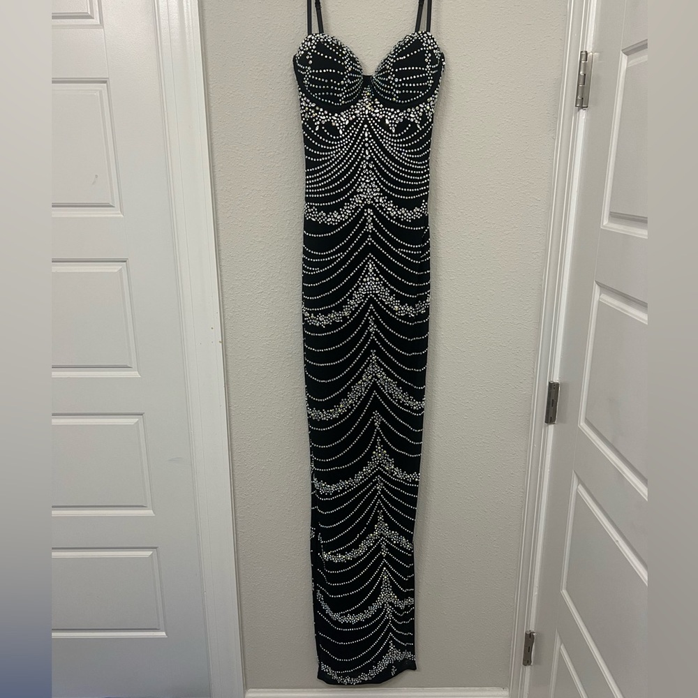 Long Windsor dress